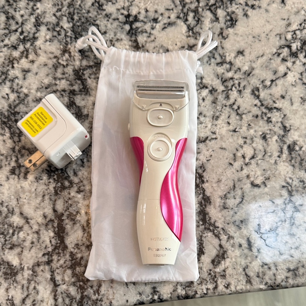 Panasonic Pink and White Wet/Dry Shaver Set